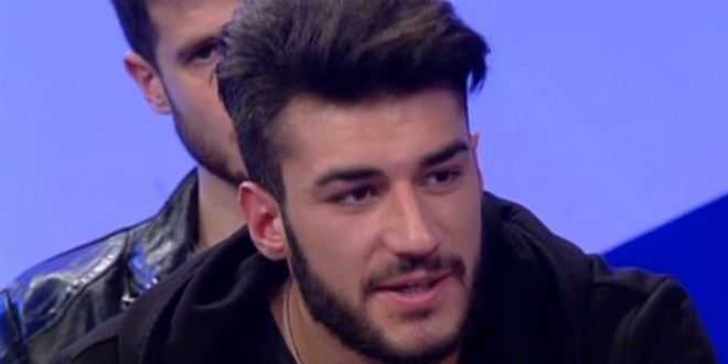 Uomini e Donne news, Lorenzo fa una pazzia per Sara