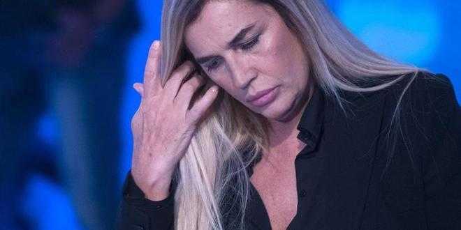 Lory Del Santo shock: “Mio figlio si è suicidato”