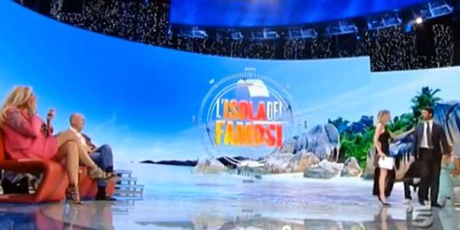 Isola dei Famosi 2018, nuovo malore per un naufrago: autori preoccupati