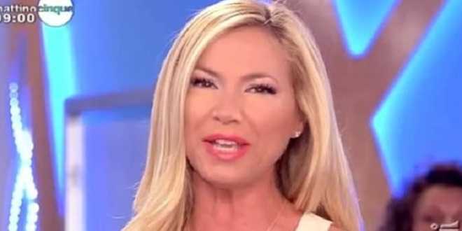 Mattino 5: il programma vicino alla chiusura! Ecco i motivi