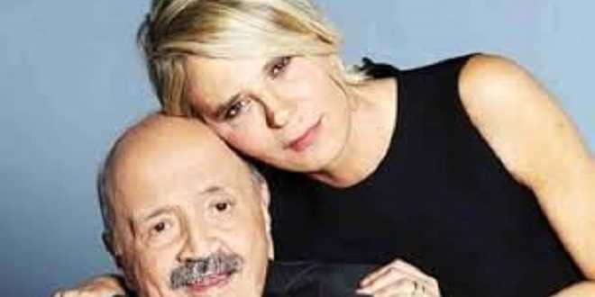 Maurizio Costanzo e Maria De Filippi festeggiano le nozze d’argento: ecco quando