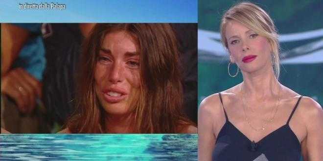 Isola dei Famosi 2018, Max Biaggi ha un’altra: Bianca Atzei a pezzi