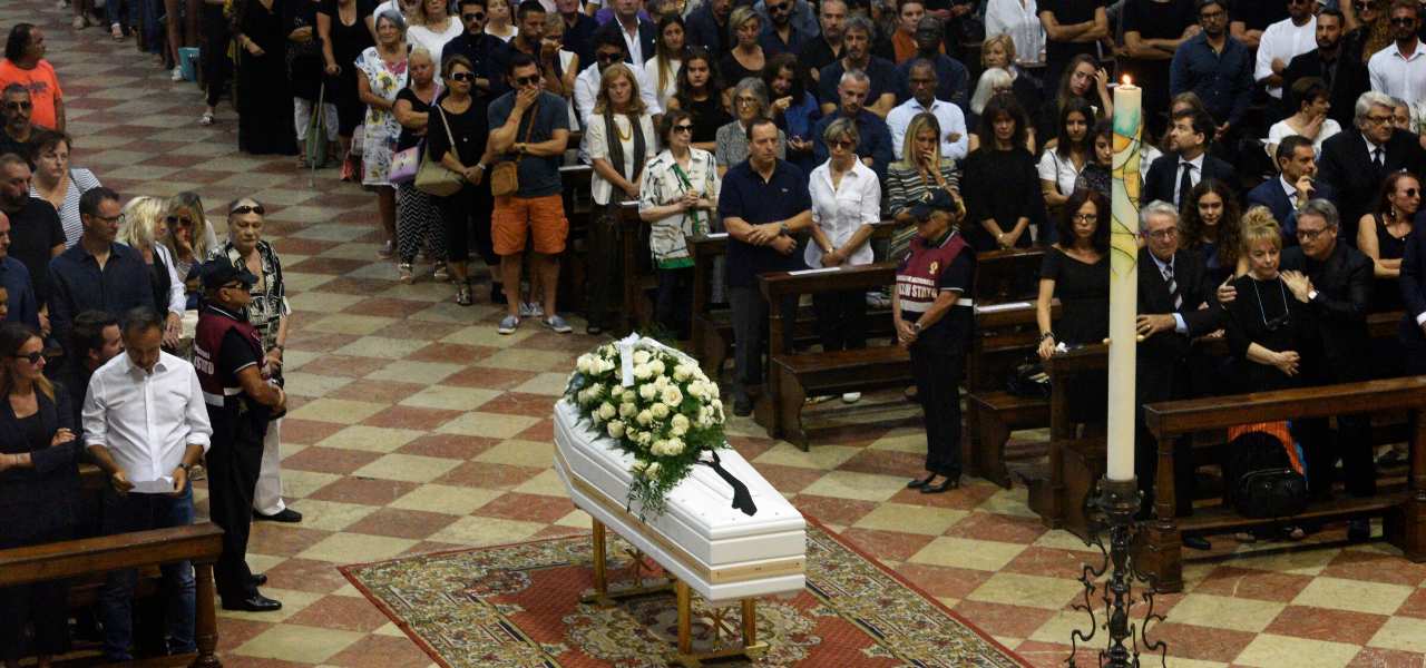 Morta la nonna di Nadia Toffa: non ha retto al dolore