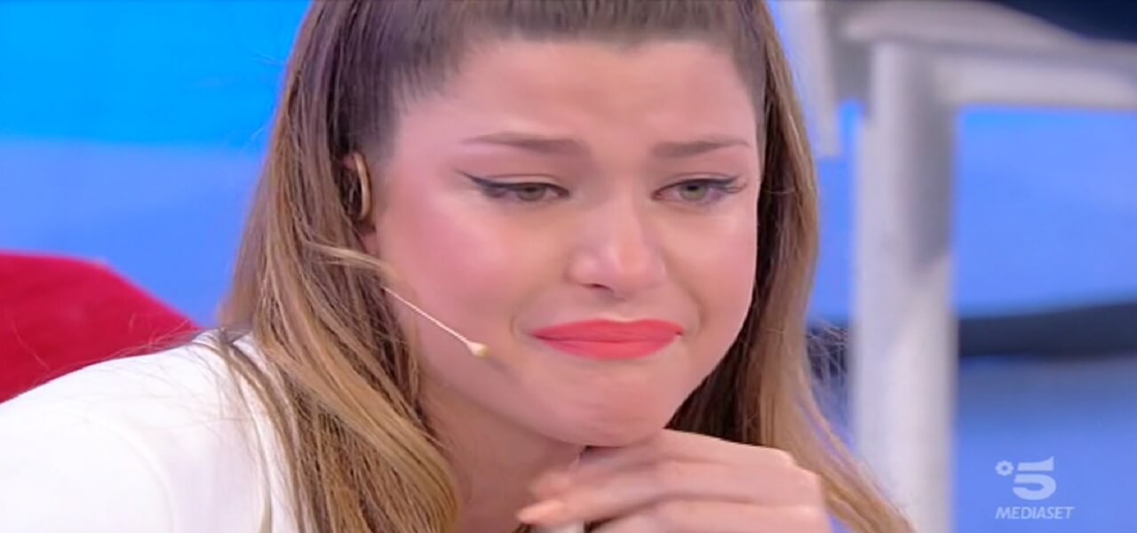 Anticipazioni Uomini e Donne, Natalia Paragoni disperata prima della scelta: “Ho paura”