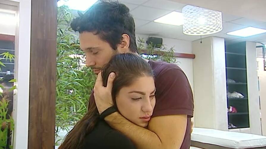 News Grande Fratello 14: Federica ha un’allucinazione e il GF decide di sospendere…