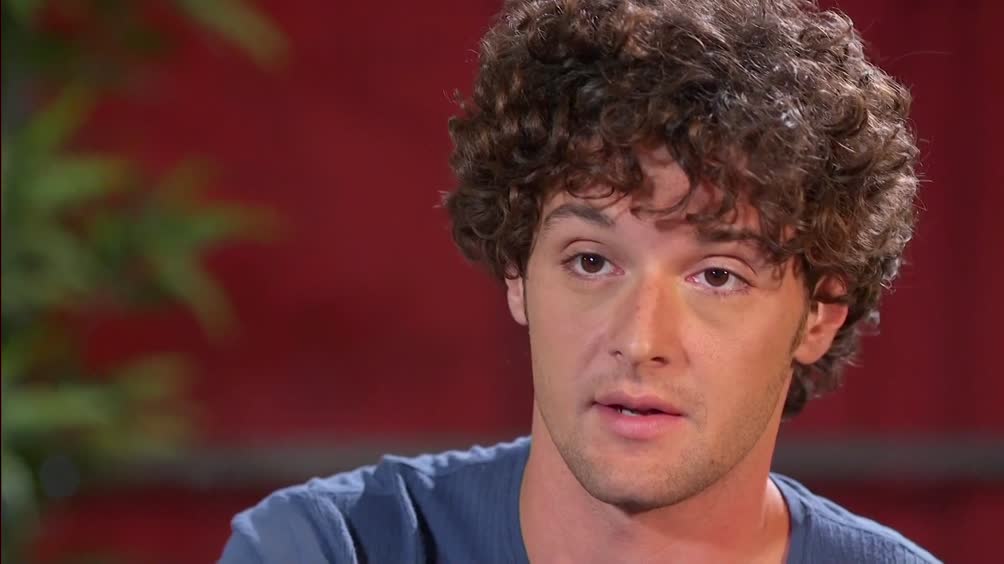 News Grande Fratello 14, Manfredi contro Federica: la frase shock “Chiudiamola nella sauna così brucia!”