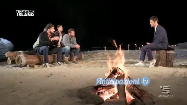 News Temptation Island: brusco calo negli ascolti. Che sta succedendo?