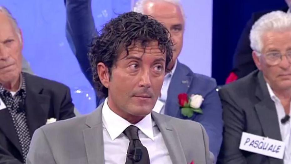 News Uomini e Donne: Gianluca Mastelli pronto a denunciare Maria De Filippi?