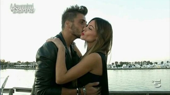 News Uomini e Donne: il primo bacio tra Silvia Raffaele e… Gennaro Farella!