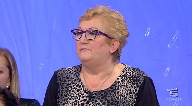 News Uomini e Donne, trono over: Gilda, pesanti insinuazioni sull’operato della redazione