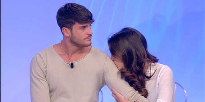 News Uomini e Donne, Nilufar scrive ai fan