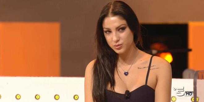Notizie Grande Fratello 14: L’ex di Federica Lepanto le scrive un messaggio su facebook