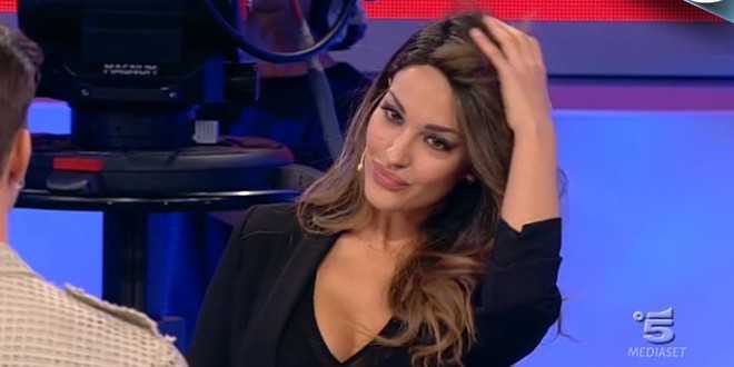 Uomini e Donne gossip: la nuova tronista Rosa Perotta è fidanzata?