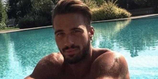 Uomini e Donne, nuovi tronisti: Mattia avverte le corteggiatrici, Alex si licenzia