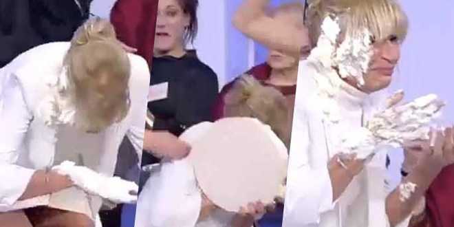 Uomini e Donne, petizione contro Tina Cipollari: pubblico infuriato
