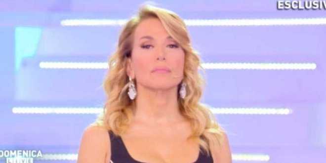Pomeriggio 5, lite fuori-onda tra la d’Urso e una ospite