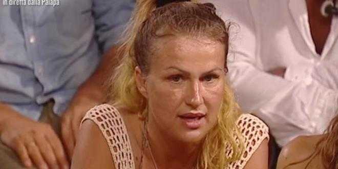 Isola dei Famosi 2018, la produzione denuncia Eva Henger?