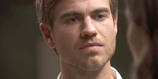 Il Segreto anticipazioni 23 maggio 2021, la dichiarazione d’amore di Adolfo