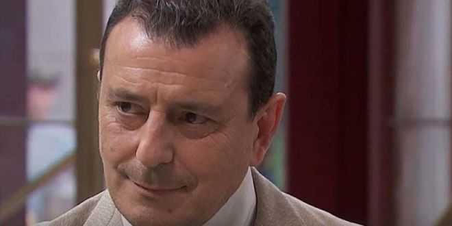 Una Vita anticipazioni 26 dicembre 2021, il patto tra Aurelio e Marcos