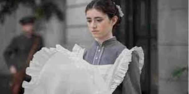 Una Vita anticipazioni 27 aprile 2022, Alodia diventa Sherlock Holmes!