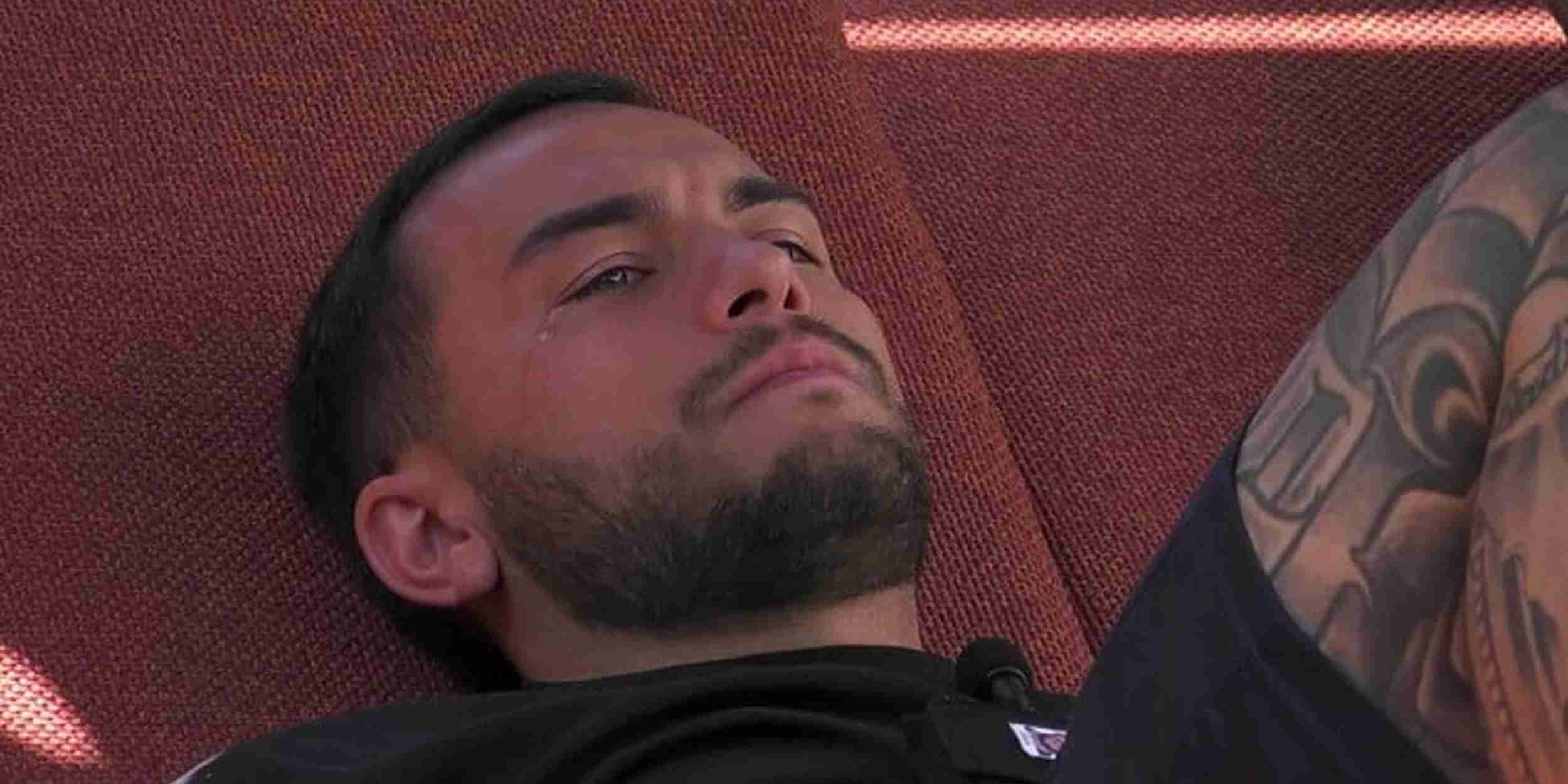Raul Dumitras si commuove al Grande Fratello Vip: il gesto di Francesca