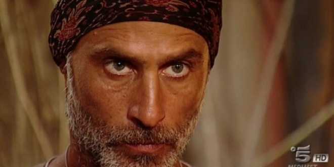 Isola dei Famosi 2017: Raz non si fida! Concorrenti sinceri o strateghi?