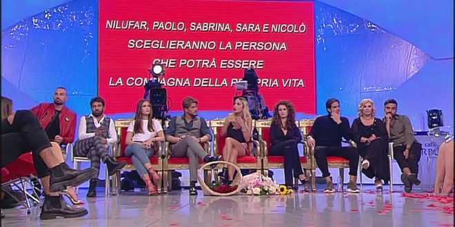 Uomini e Donne anticipazioni, registrazione trono classico 15-12-2017: Sara caccia Lorenzo