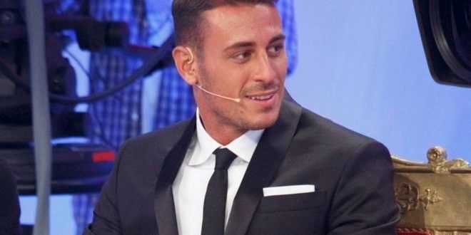 Uomini e Donne, registrazione trono classico 16-10-2017: Mattia abbandona lo studio