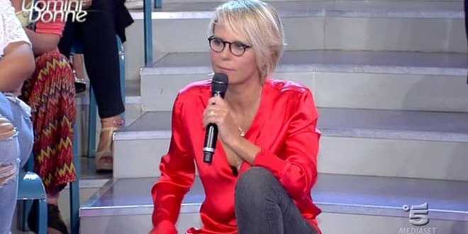 Anticipazioni Uomini e Donne, registrazione trono classico 27-12-16 : accuse reciproche