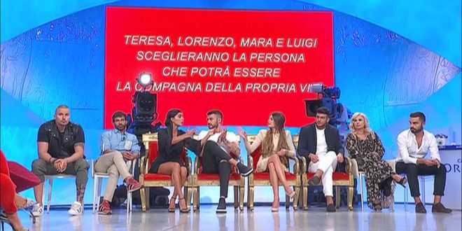 Uomini e Donne anticipazioni, registrazione trono classico 7-10-2018: un nuovo triangolo