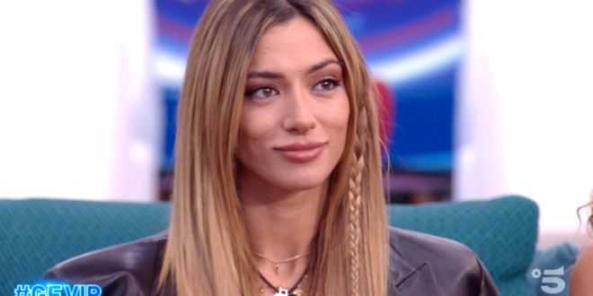 GF Vip, emergono retroscena sulla vita milanese di Soleil: “Cacciata da locali e feste”