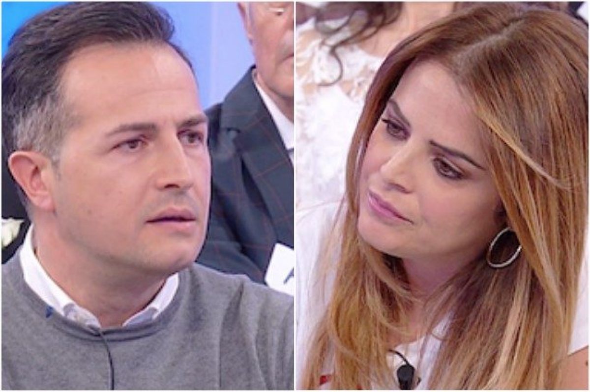 Uomini e Donne gossip: Riccardo Guarnieri difende Roberta Capua dopo lo schiaffo, ma lei…