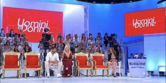 Uomini e Donne, ritorno di fiamma per una coppia del trono classico