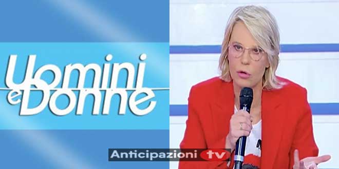 Uomini e Donne, noto ex cavaliere torna dopo Natale? La scelta di Maria De Filippi