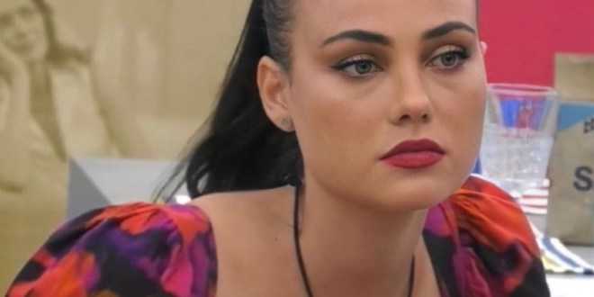 GF Vip, Rosalinda Cannavò colpita da un grave lutto
