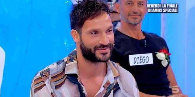 Uomini e Donne anticipazioni, Sammy Hassan ha raccomandato un corteggiatore?