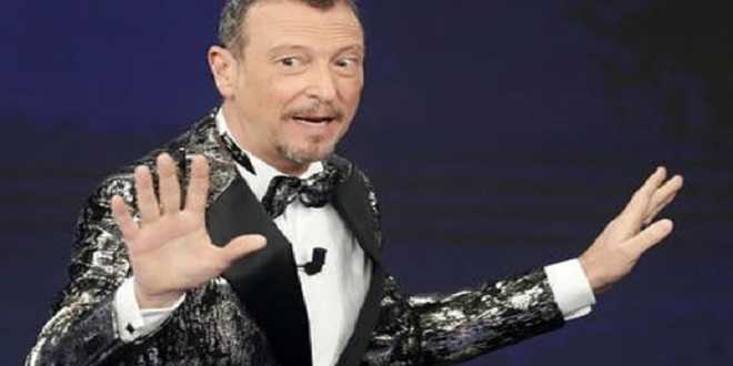 Sanremo 2021 a rischio, Amadeus inflessibile: “Senza pubblico non vado in onda”