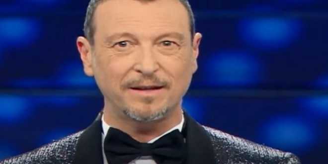 Sanremo 2022, altra batosta per Amadeus: saltano ospitate e conduttori