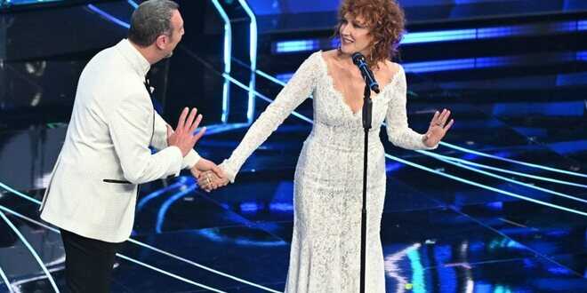 Sanremo 2024, c’è davvero una bestemmia nel brano di Fiorella Mannoia? Lei risponde così
