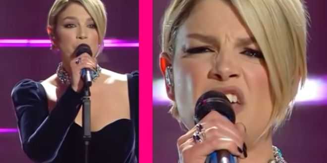 Sanremo 2022, Emma Marrone lancia un messaggio femminista e si commuove