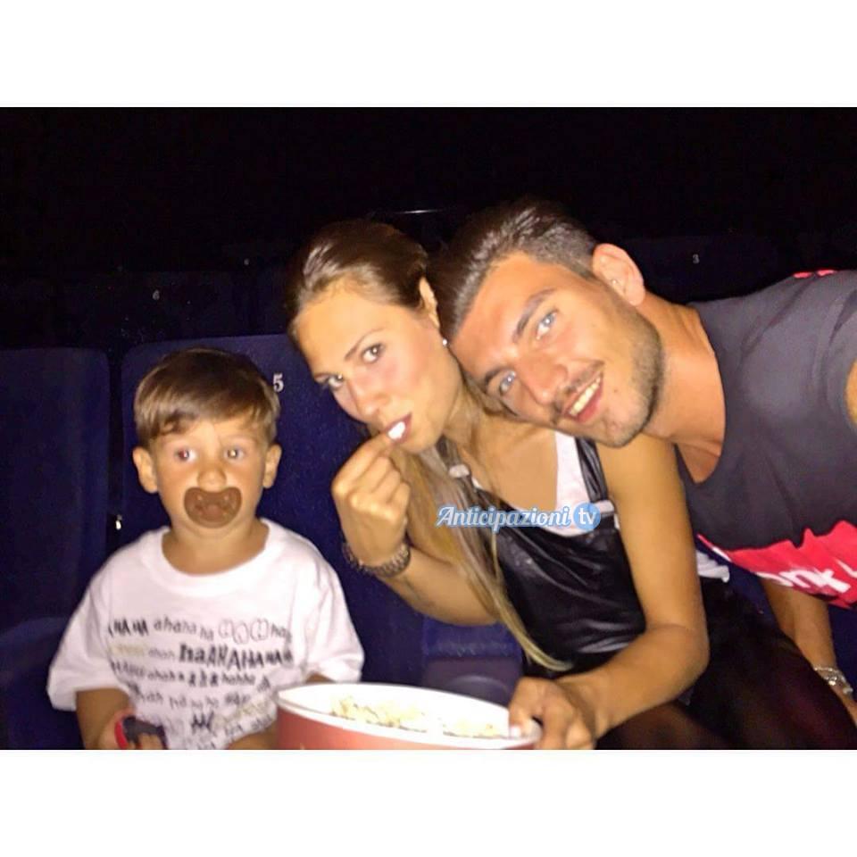 Scambio di promesse (e fedine) per Marco e Beatrice, la coppia su Eva Tremila