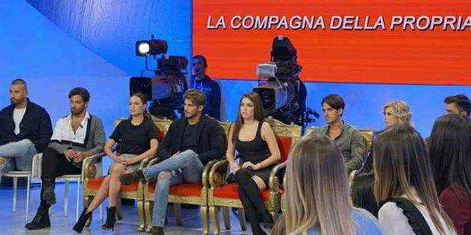 Uomini e Donne anticipazioni: scelta anticipata in esterna? Ecco l’indizio