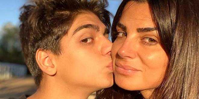 Uomini e Donne, Serena Enardu terrorizzata: “Si è presentato a casa per picchiare mio figlio”