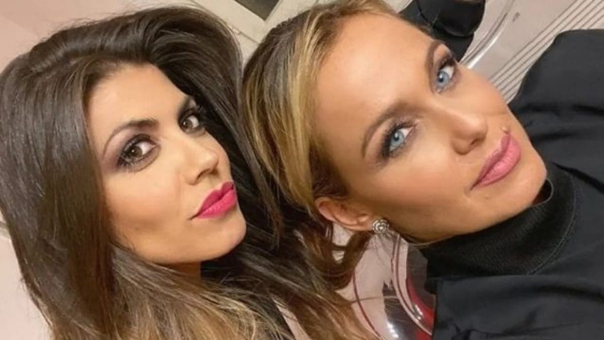 Sonia Bruganelli asfaltata dalla compagna di Enrico Brignano