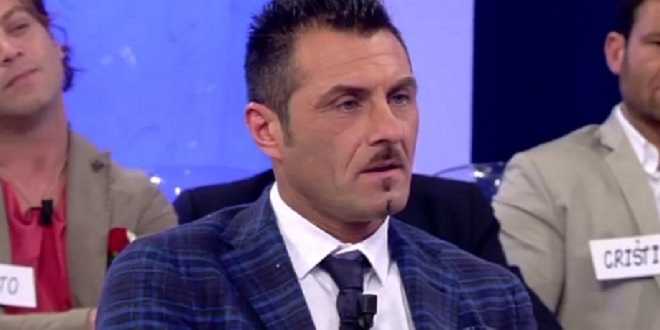 Anticipazioni Uomini e Donne: Sossio Aruta fuori dal trono over? Insulti social con Giuliano