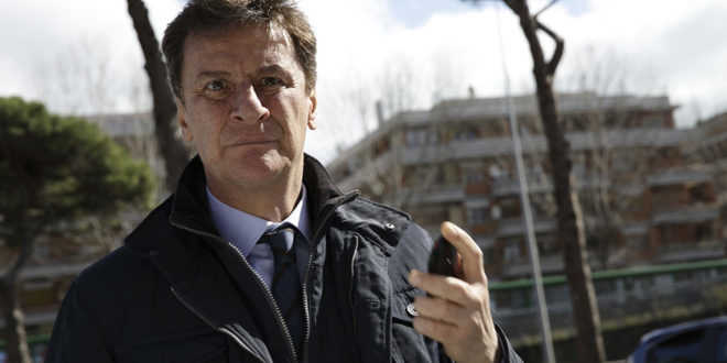 Squadra mobile 2 anticipazioni 18 ottobre 2017: chi è la talpa di Sabatini?