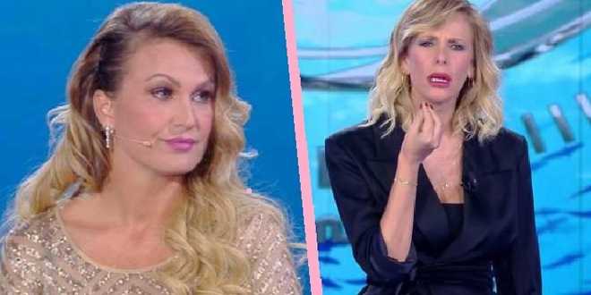 Isola dei Famosi 2018, Striscia la Notizia pronta a giocarsi il jolly?