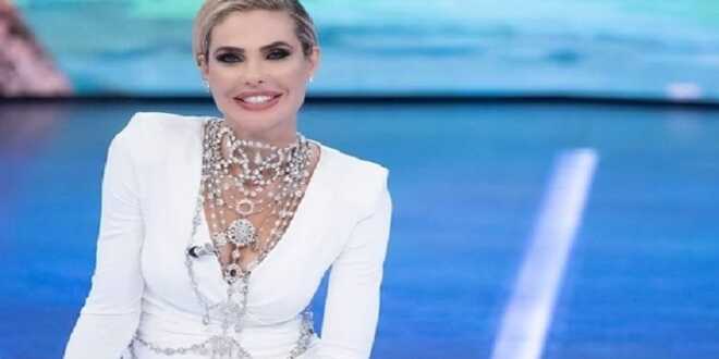 L’Isola dei Famosi 2024, svelato il secondo naufrago ufficiale: in arrivo anche un noto chef