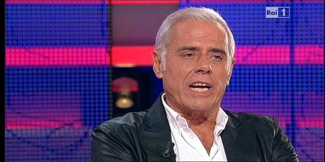 Teo Teocoli sbarca in radio: il grande colpo di Rtl 102.5