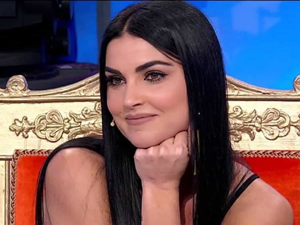 Uomini e Donne news: Teresa Langella fa una scoperta che lascia a bocca aperta